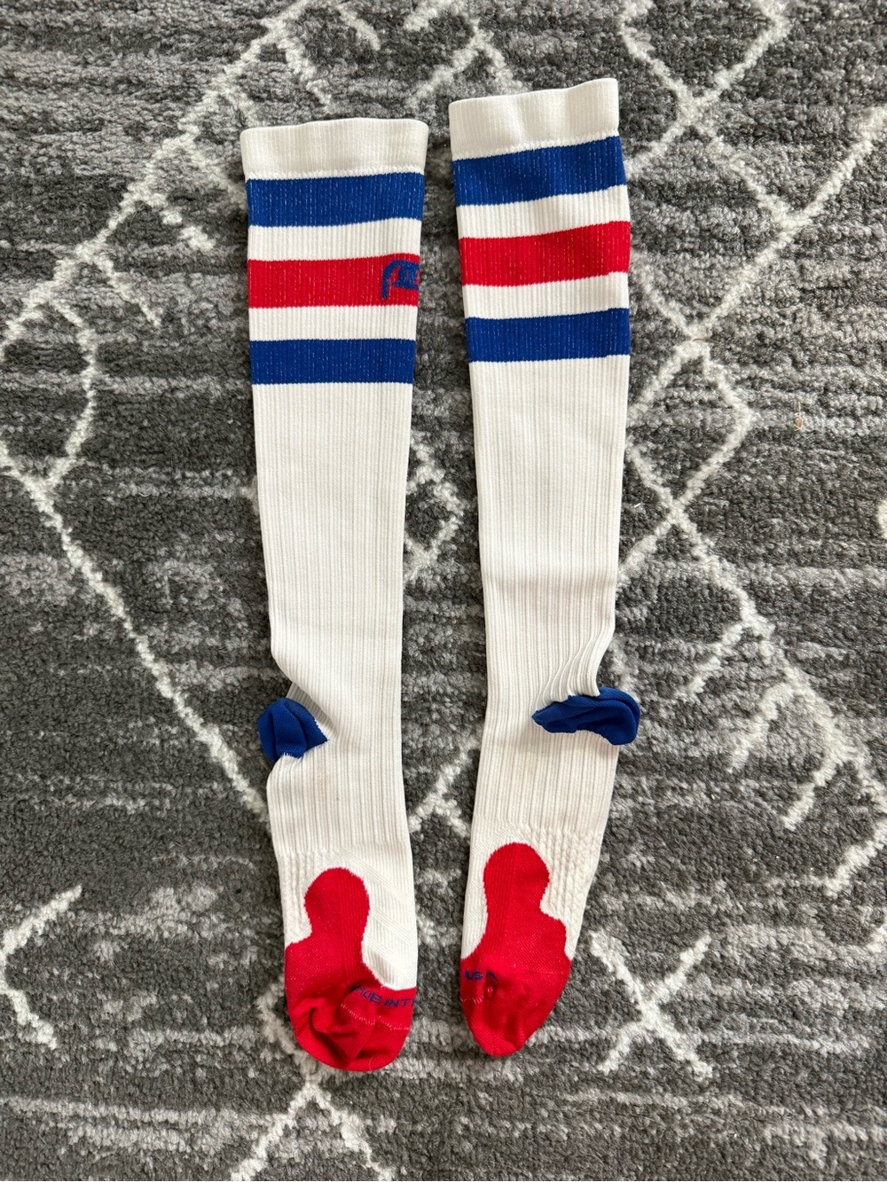 ProCompression Socks Unisex Small/Medium - White Red Blue Stripe